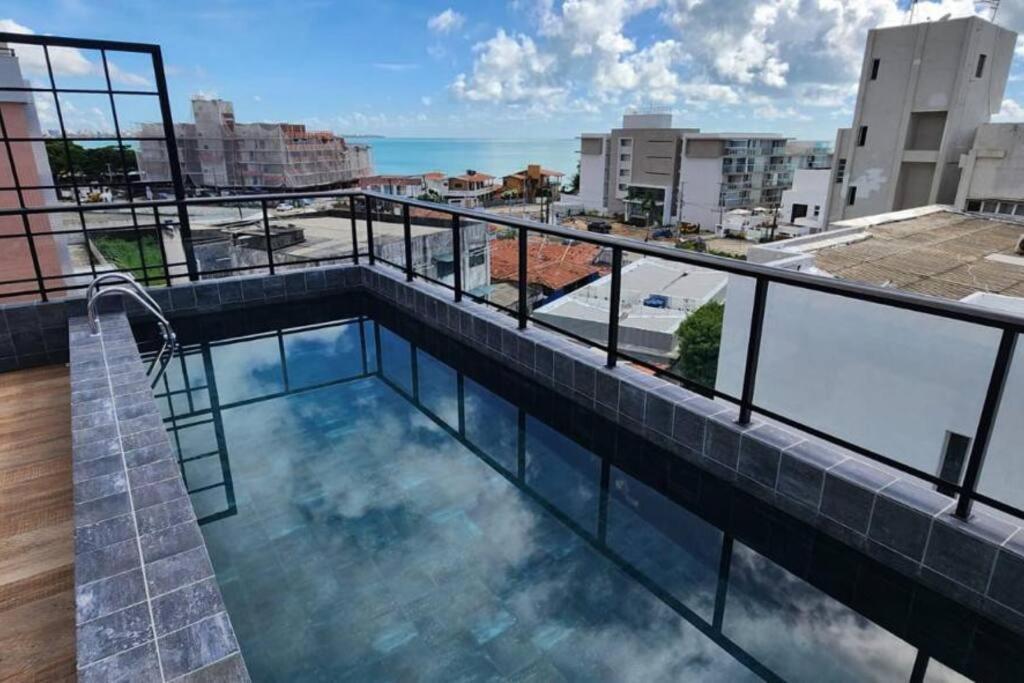 Flatstorey - 200m Do Mar Apartment